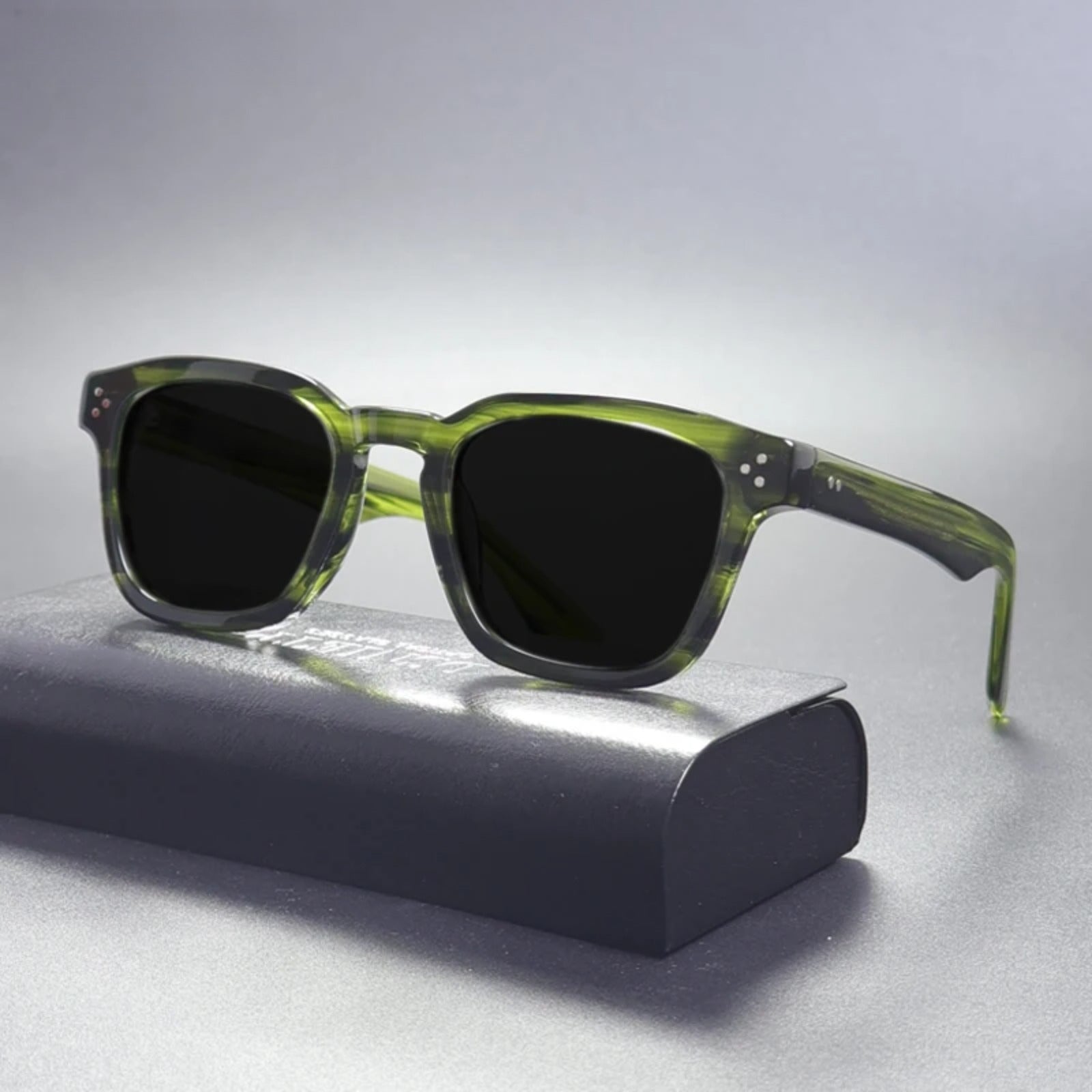 Crystal Green Polarized UV400 Sunglasses | Retro Acetate Designer Shades – CINILY UK front view