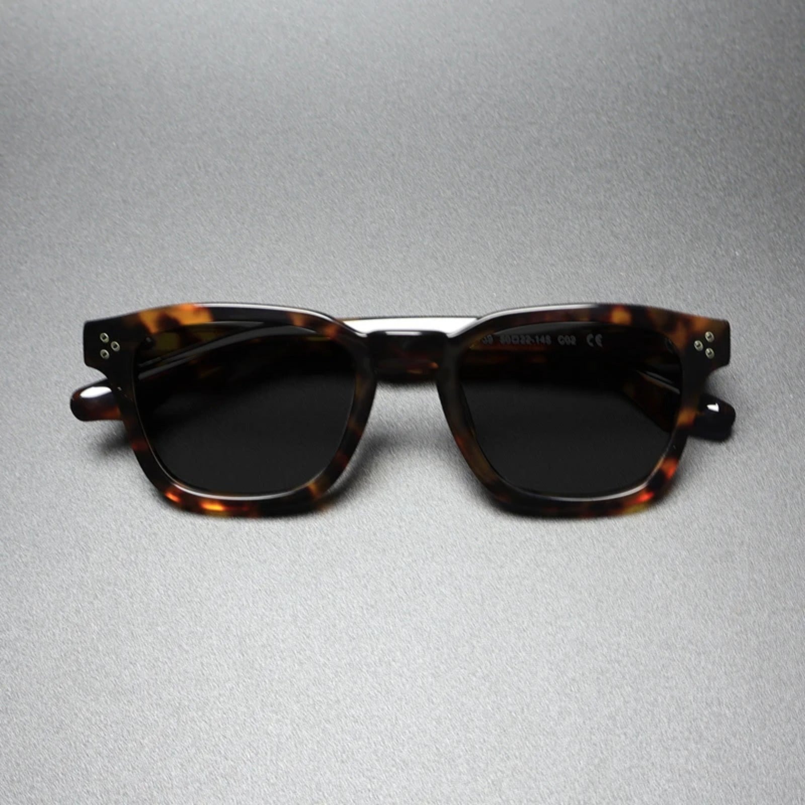 Crystal Green Polarized UV400 Sunglasses | Retro Acetate Designer Shades – CINILY UK frame detail
