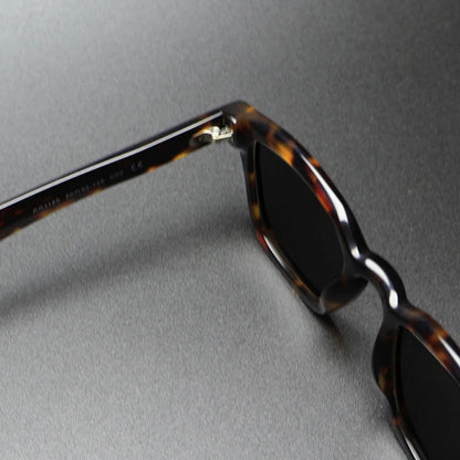 Crystal Green Polarized UV400 Sunglasses | Retro Acetate Designer Shades – CINILY UK lens detail