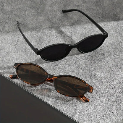 Oval UV400 Sunglasses | Retro Black Fashion Shades – CINILY UK frame detail