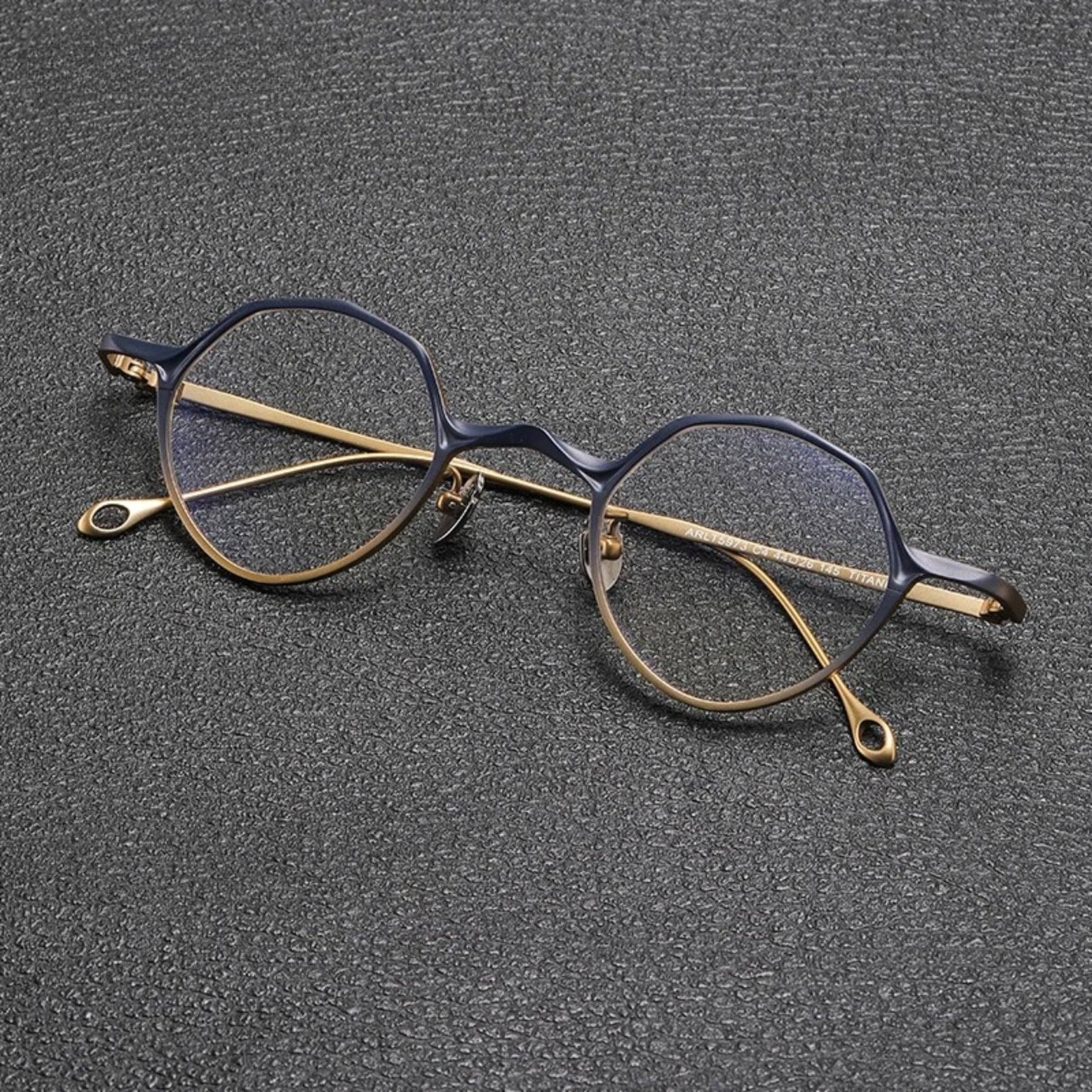 Titanium Small-Fit Round Prescription Eyeglasses | Ultra-Light Retro Rx Glasses – CINILY UK side view