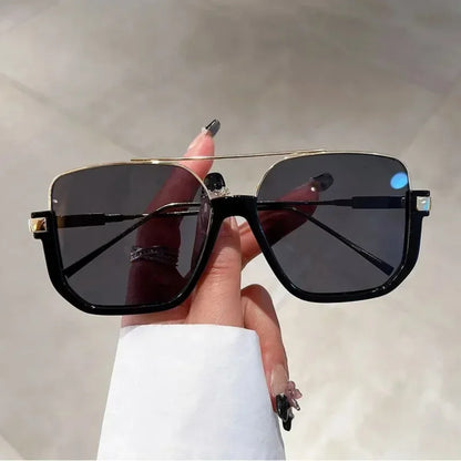 Oversized Square UV400 Sunglasses | Bold Women’s Fashion Shades – CINILY UK temple detail