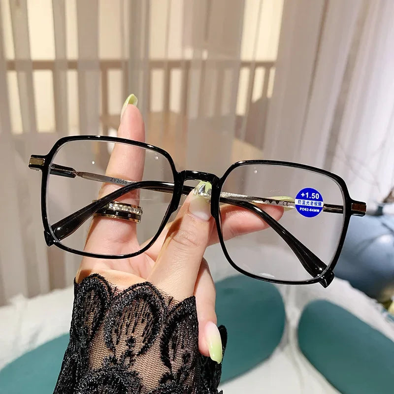 Oversized Square Blue Light Reading Glasses | Stylish Presbyopia Glasses – CINILY UK - Black