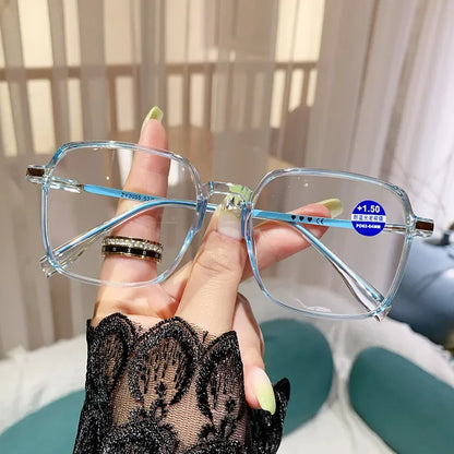 Oversized Square Blue Light Reading Glasses | Stylish Presbyopia Glasses – CINILY UK side view