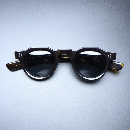 Vintage Polarised Acetate Sunglasses with UV400 Protection and a Small Fit frame detail