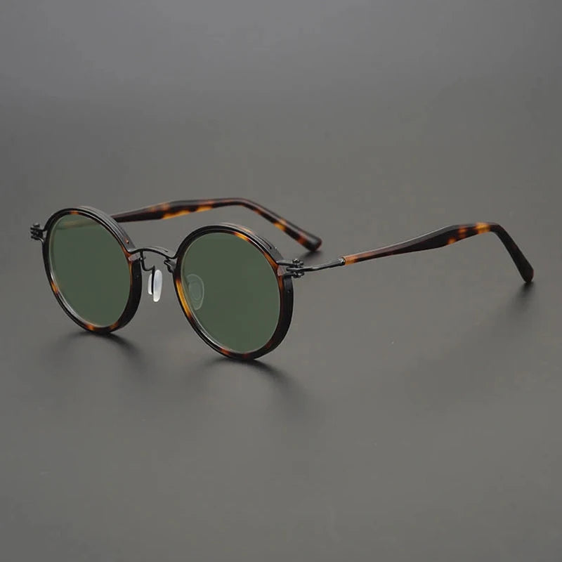 Vintage Round Polarised Sunglasses UV400 with Titanium Detail - Tortoise