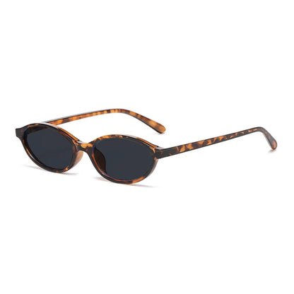 Small Cat Eye UV400 Sunglasses | Retro Women’s Fashion Shades – CINILY UK lens detail