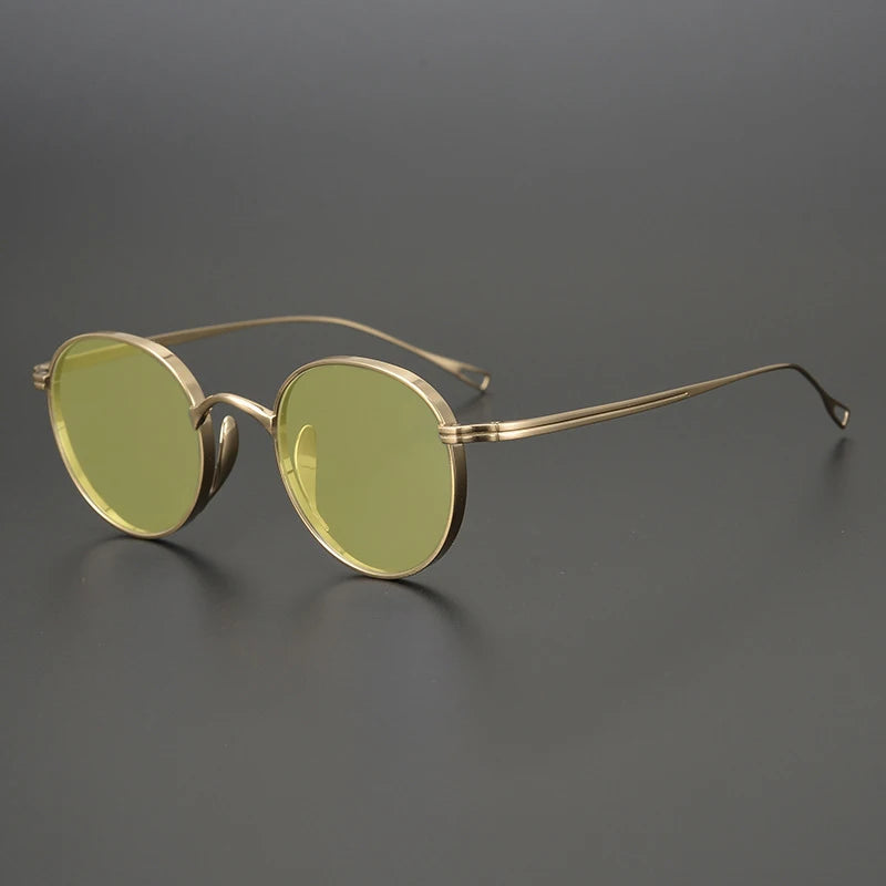 Ultra-Light Pure Titanium Polarised Sunglasses | Vintage Round - Gold