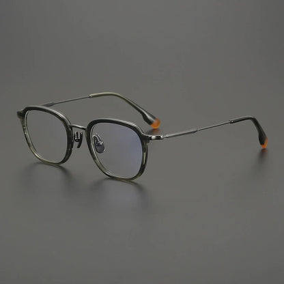 Titanium Tortoise Round Prescription Eyeglasses | Lightweight Optical Frame for Rx Lenses – CINILY UK lens detail