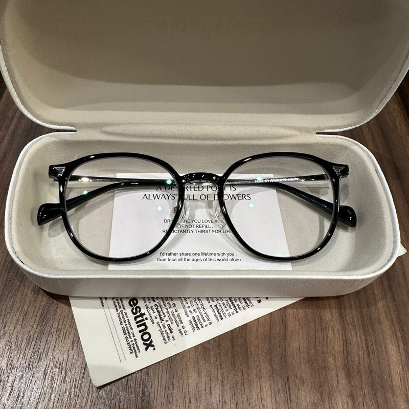 Classic Round Eyeglass Frames with a Keyhole-Style Bridge, Five Frame Colors