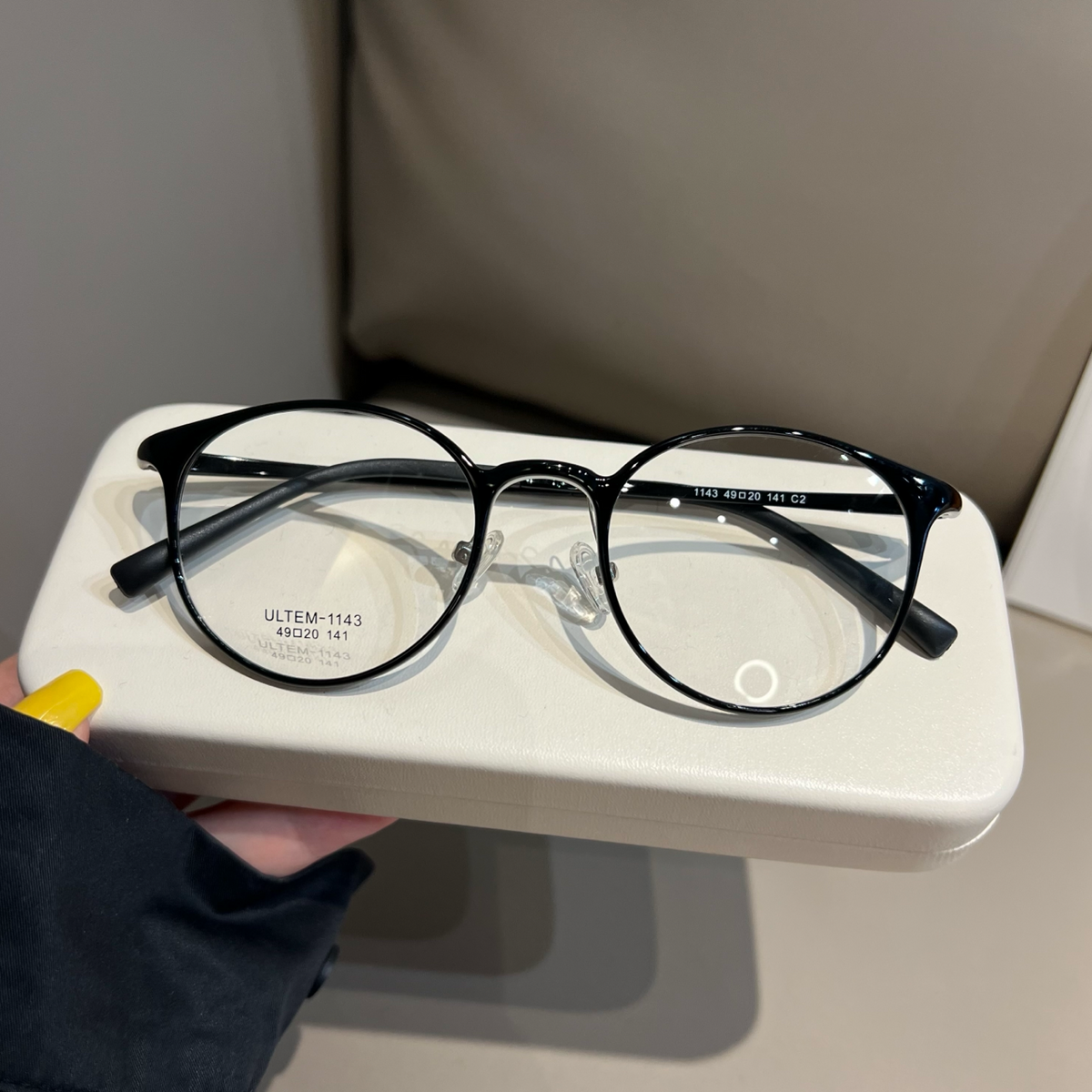 Compact Round Eyeglass Frames with Thin Rims, Chestnut Brown or Black - Black