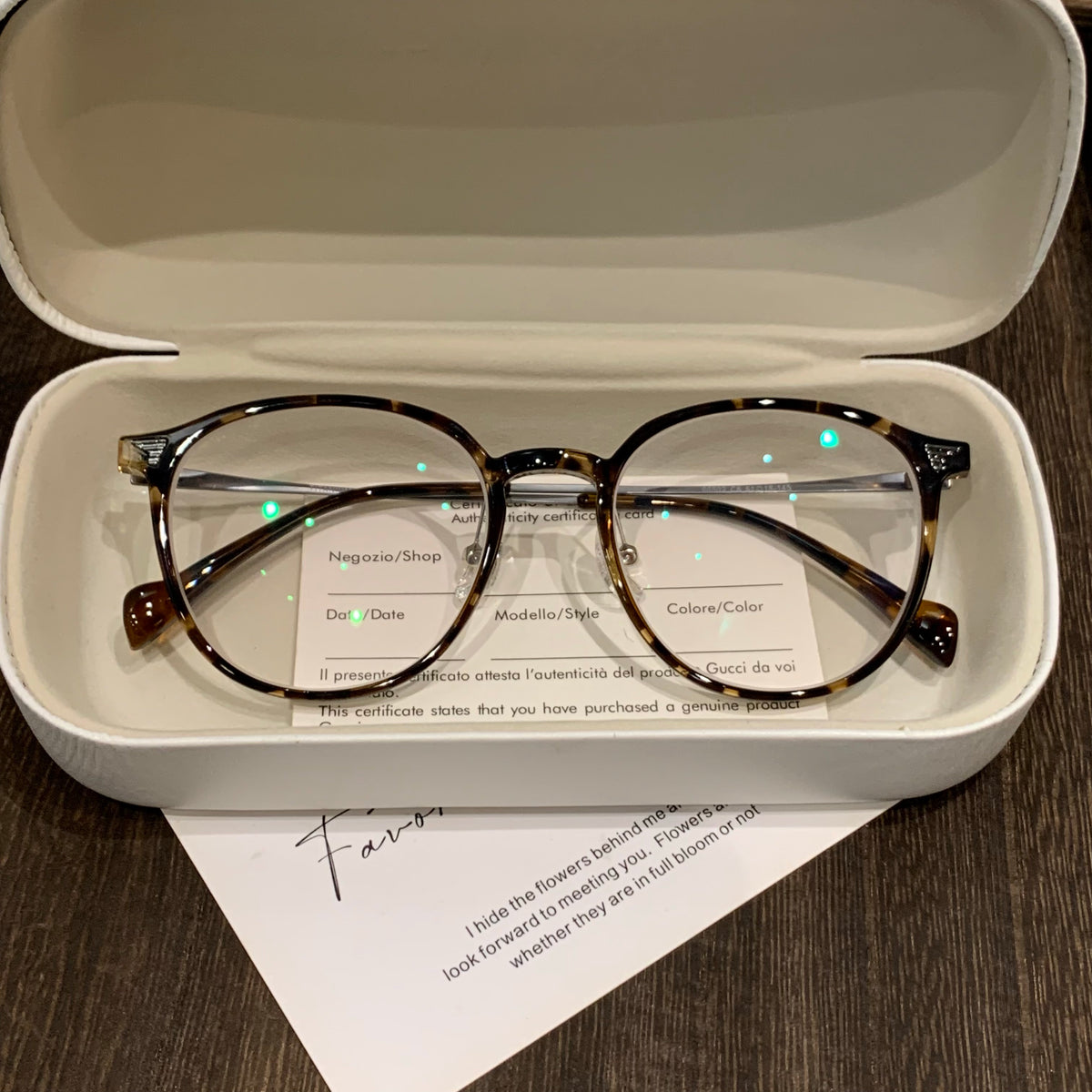 Round Eyeglass Frames with Slender Rims and Temples, Tortoiseshell, Bl side view