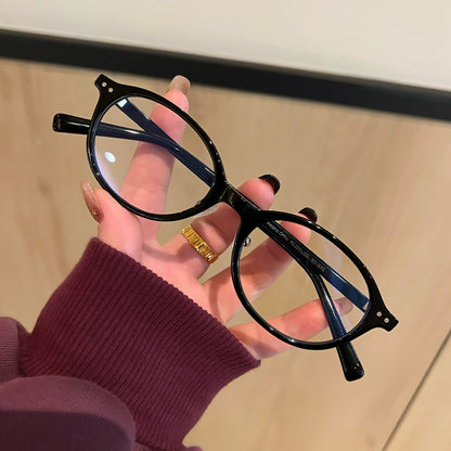 Retro Rounded Square Eyeglass Frames with Broad Rims, Tortoiseshell lens detail