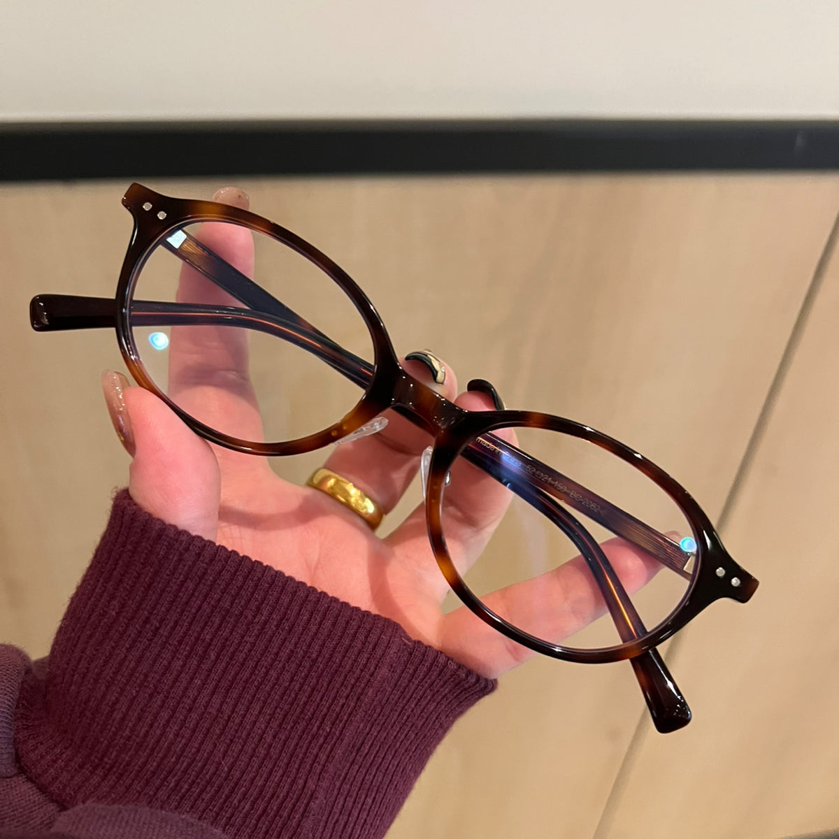 Retro Rounded Square Eyeglass Frames with Broad Rims, Tortoiseshell - Tortoiseshell