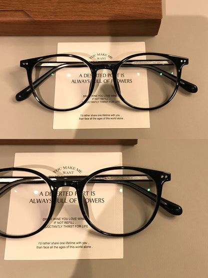 Retro Round Eyeglass Frames with a Keyhole-Style Bridge, Tortoiseshell front view