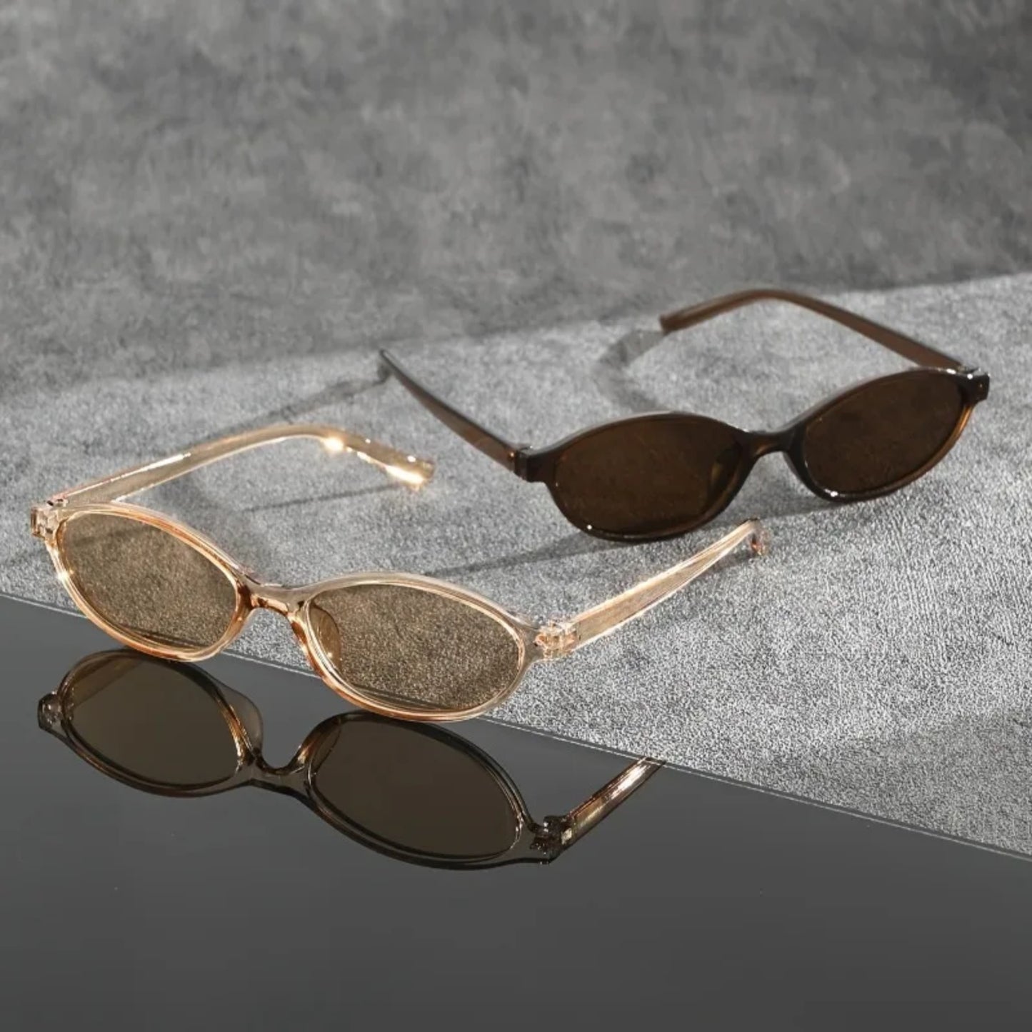 Plastic Oval UV400 Sunglasses